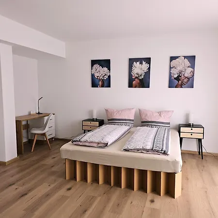 My Zittauer Strasse 7 Apartment *