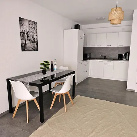 My Zittauer Strasse 7 *